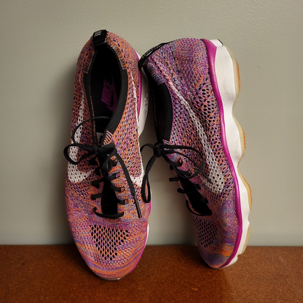 Size 11 Nike Flyknit Zoom Purple/Blue/Orange, White, Black Shoes